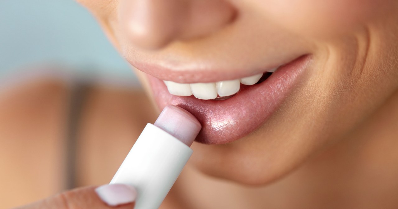 Domowy balsam to nie tylko pielęgnacja, ale też mały krok w stronę bardziej ekologicznego stylu życia. /123RF/PICSEL