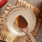 odchudzanie Domowy sposób na wysoki cholesterol i skoki cukru. Wystarczy dodać do wody i pic codziennie