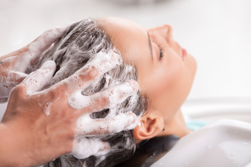Domowy szampon przygotujesz w mgnieniu oka /123RF/PICSEL