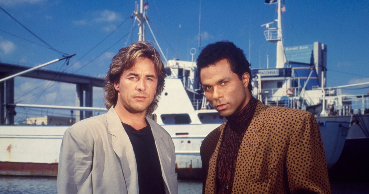 Don Johnson i Phillip Michael Thomas w serialu "Policjanci z Miami" /NBC / Contributor /Getty Images