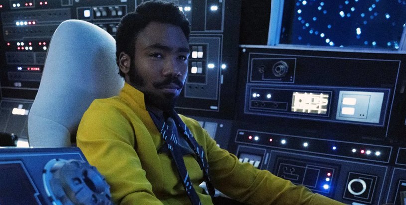 Donald Glover jako Lando Calrissian w filmie "Han Solo: Gwiezdne wojny - historie /Disney /materiały prasowe