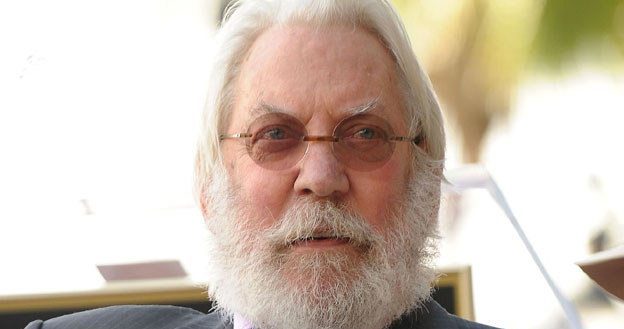 Donald Sutherland nie narzeka na brak nowych propozycji /AFP