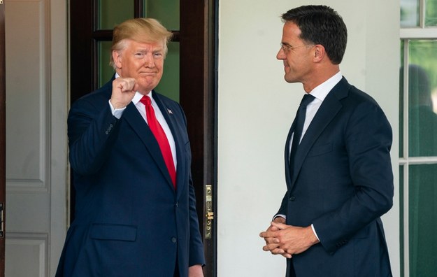 Donald Trump i Mark Rutte na zdjęciu z 2019 r. /JIM LO SCALZO /PAP/EPA