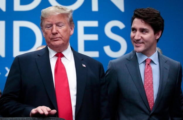 Donald Trump i premier Kanady Justin Trudeau /OLIVIER HOSLET/AFP/ /PAP