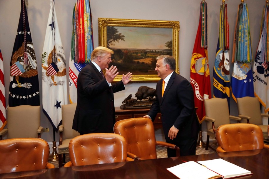 Donald Trump i Viktor Orban w Sali Roosevelta w Białym Domu, zdj. archiwalne /Szilard Koszticsak /PAP