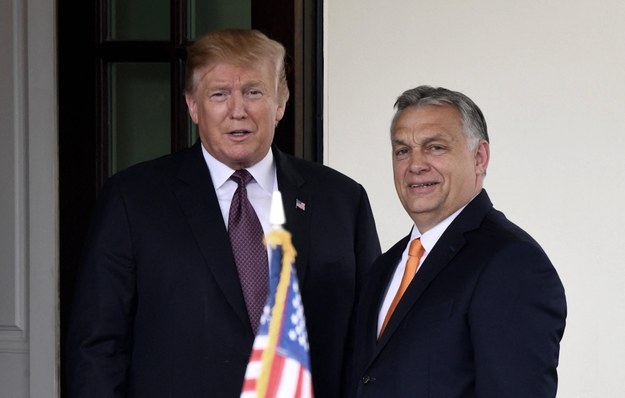 Donald Trump i Viktor Orban /Douliery Olivier/ABACA /PAP