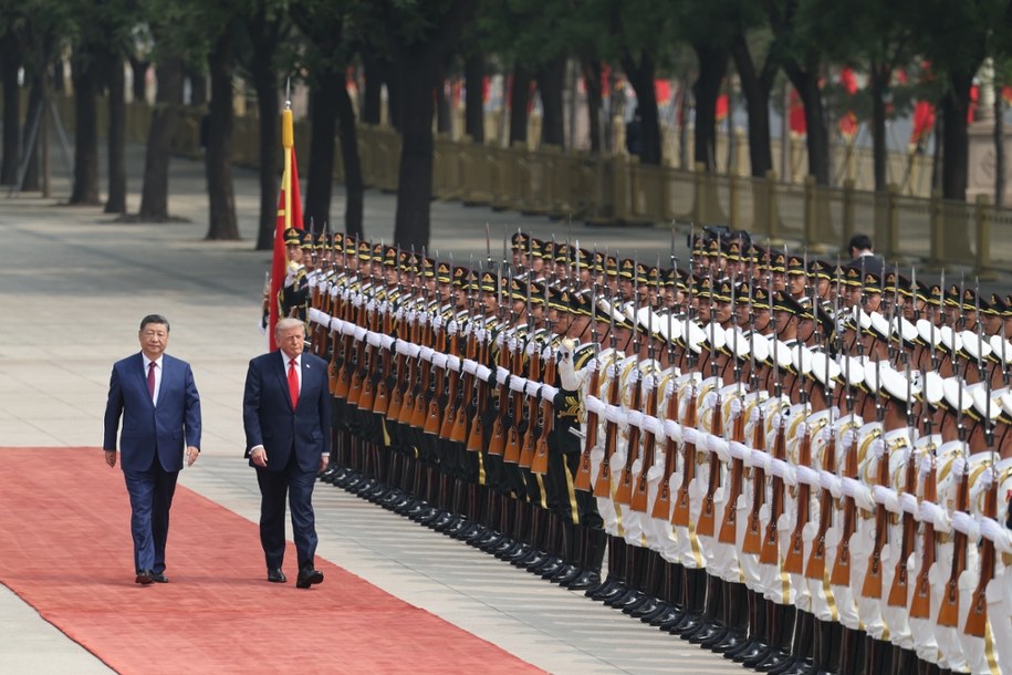 Donald Trump i Xi Jinping przed Wielką Halą Ludową w Pekinie /MAXIM SHEMETOV/POOL /PAP/EPA