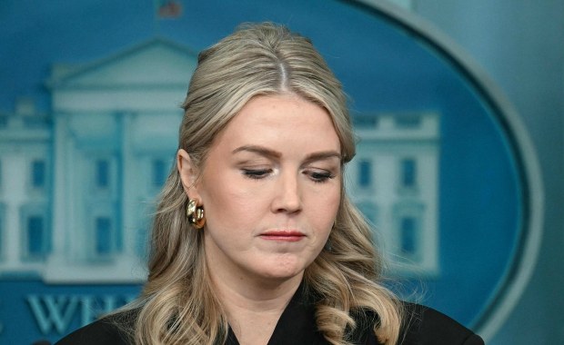 Donald Trump "jest niezwykle sfrustrowany"