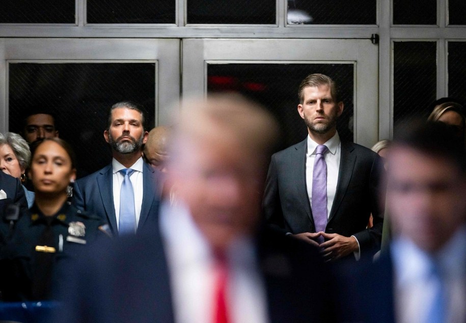 Donald Trump Jr. i Eric Trump /JUSTIN LANE/AFP/East News /East News