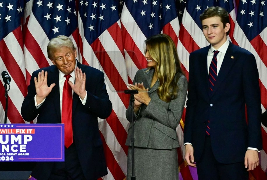 Donald Trump, Melania Trump i Barron Trump /Jim Watson / AFP  /East News