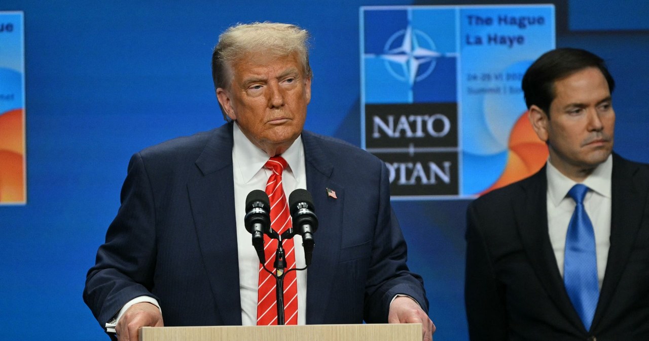 Donald Trump na konferencji po szczycie NATO uderzył w Hiszpanię /NICOLAS TUCAT / AFP /AFP