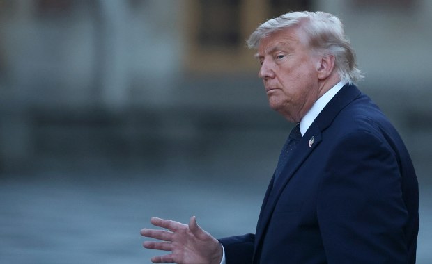Donald Trump podpisał wstępne porozumienie z Iranem
