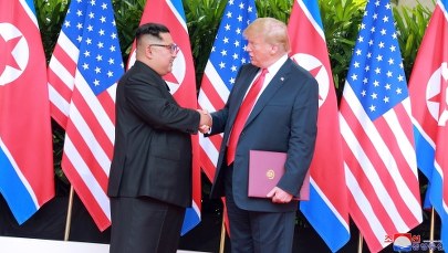 Donald Trump: Świat uczynił krok wstecz przed potencjalną katastrofą