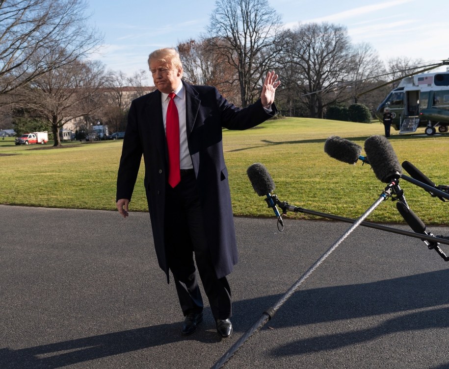 Donald Trump: Wycofywanie wojsk USA z Syrii będzie odbywać się "w odpowiednim tempie" /EPA/Chris Kleponis / POOL /PAP/EPA