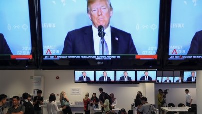 Donald Trump wyruszył do Singapuru na spotkanie z Kim Dzong Unem