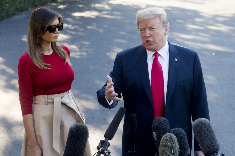 Donald Trump z małżonką Melanią /MICHAEL REYNOLDS    /AFP