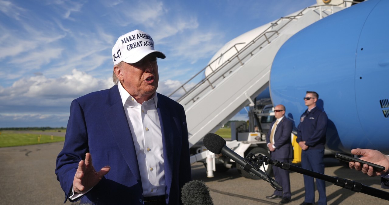 Donald Trump zapowiedział, że jego administracja będzie wspierać krajowy przemysł ciężki i technologiczny /Manuel Balce Ceneta/Associated Press/East News /East News