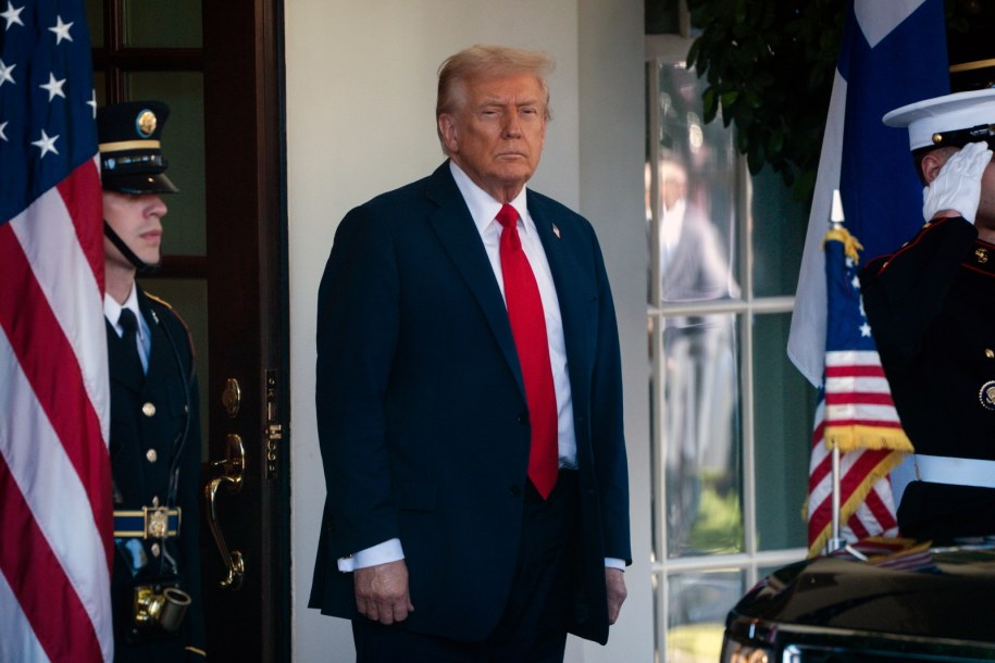 Donald Trump zasugerował, że Hiszpania powinna opuści NATO (Zdjęcie poglądowe) /PAP/EPA/WILL OLIVER    /PAP/EPA