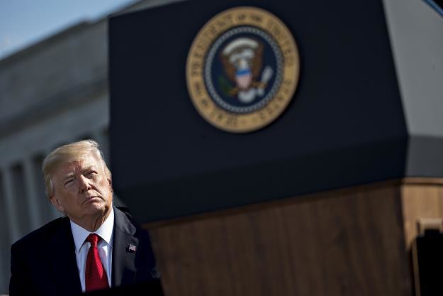 Donald Trump zawiesił na trzy miesiące limit zadłużenia USA /Getty Images/Flash Press Media