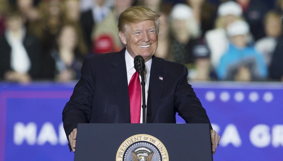 Donald Trump /RENA LAVERTY /PAP/EPA