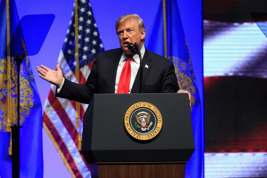 Donald Trump /JUSTIN CASTERLINE /PAP/EPA