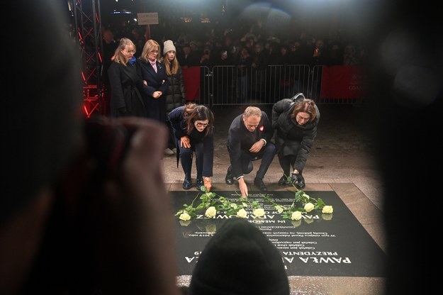 Donald Tusk, Aleksandra Dulkiewicz, Magdalena Adamowicz, Antonina Adamowicz, Małgorzata Kidawa-Błońska /Andrzej Jackowski /PAP