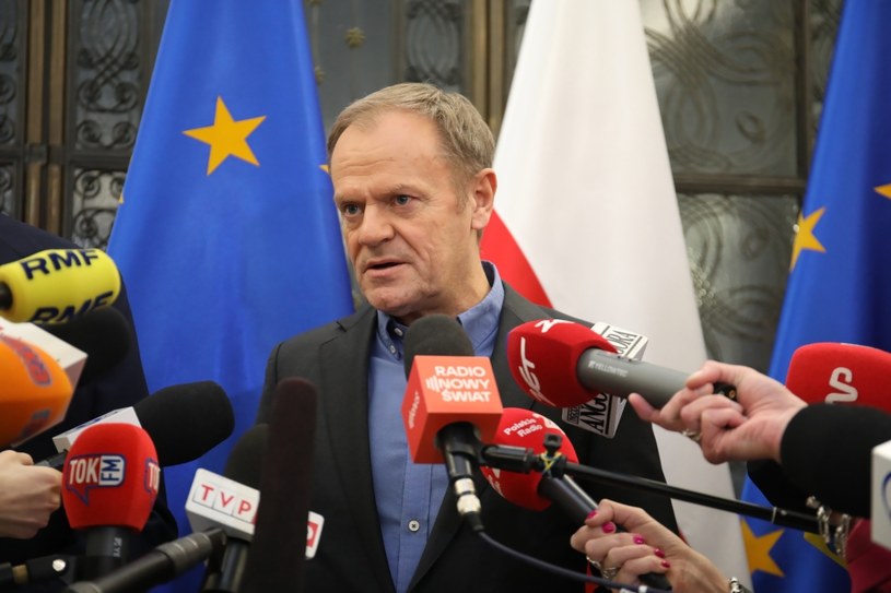 Donald Tusk dopracowuje kształt swojego przyszłego rządu /Albert Zawada /PAP