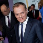 Donald Tusk gęsto się tłumaczy na antenie TVN24! Miał ważny powód 