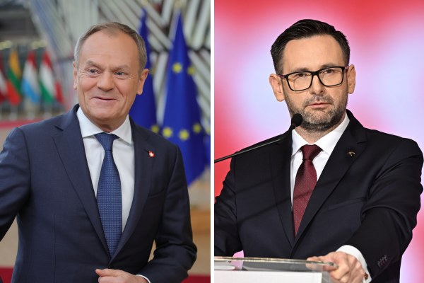 Donald Tusk i Daniel Obajtek /Radek Pietruszka, OLIVIER MATTHYS  /PAP