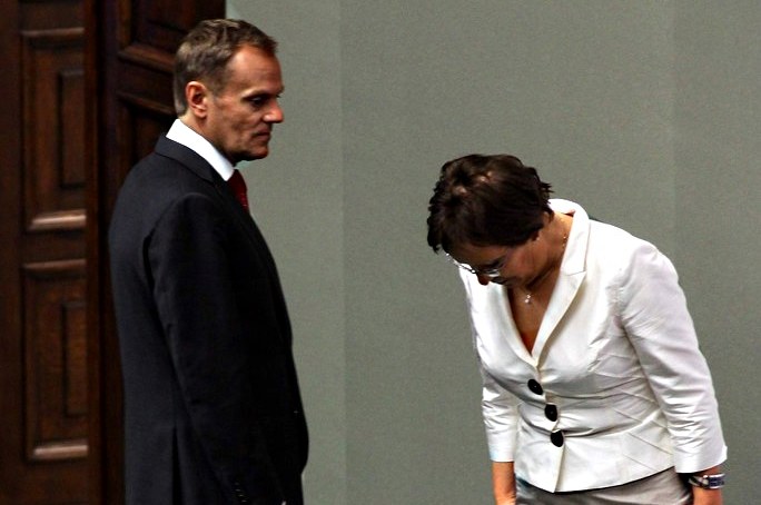 Donald Tusk i Ewa Kopacz w Sejmie /Mariusz Grzelak /Reporter