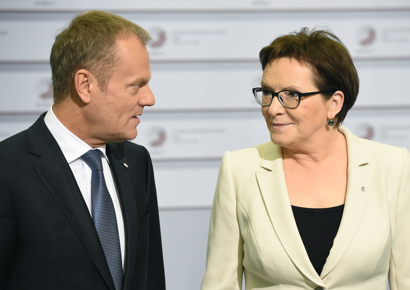 Donald Tusk i Ewa Kopacz /AFP