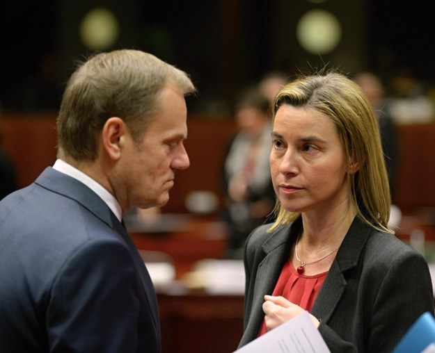 Donald Tusk i Federica Mogherini /Dospiva Jakub    /PAP/EPA