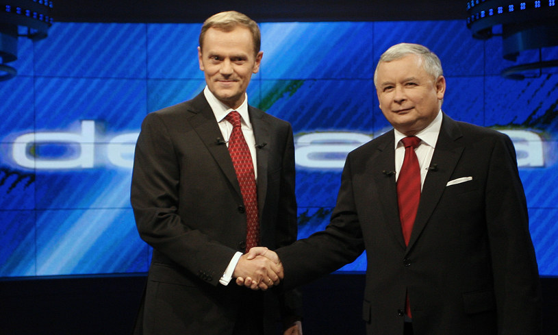 Donald Tusk i Jarosław Kaczyński. Zdjęcie z 2007 roku /Jerzy Dudek /Agencja FORUM