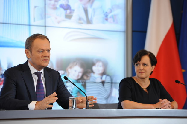 Donald Tusk i Joanna Kluzik-Rostkowska na konferencji prasowej /PAP/Jacek Turczyk /PAP