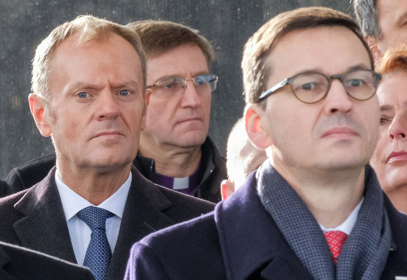 Donald Tusk i Mateusz Morawiecki wymienili uprzejmości /Bartosz Krupa /East News