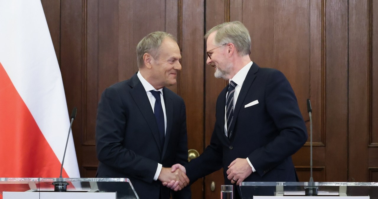 Donald Tusk i premier Czech Petr Fiala / 	Leszek Szymański    /PAP