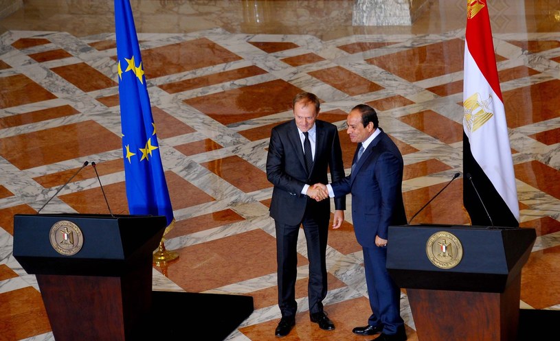 Donald Tusk i prezydent Egiptu Sisi /AFP