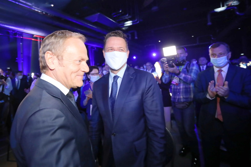 Donald Tusk i Rafał Trzaskowski /Wojciech Olkuśnik /PAP