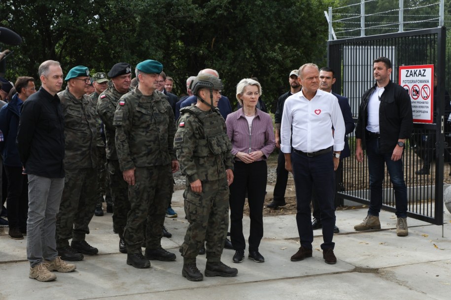 Donald Tusk i Ursula von der Leyen w Krynkach / 	Artur Reszko    /PAP