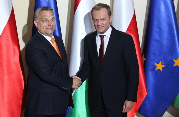 Donald Tusk i Victor Orban /PAP/Rafał Guz /PAP