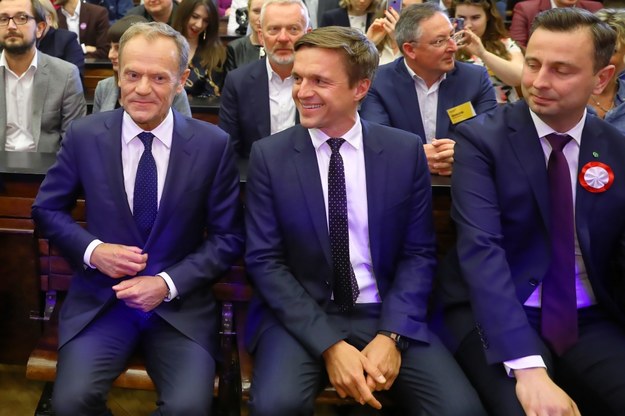 Donald Tusk, Leszek Jażdżewski i Władysław Kosiniak-Kamysz /Rafał Guz /PAP