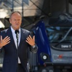 Donald Tusk ogłasza nowy projekt. "Będziemy mieli najszybszą kolej w Europie"