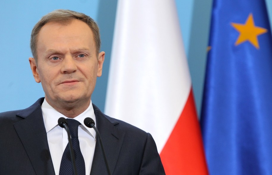 Donald Tusk podczas konferencji prasowej po posiedzeniu rządu /Radek Pietruszka /PAP