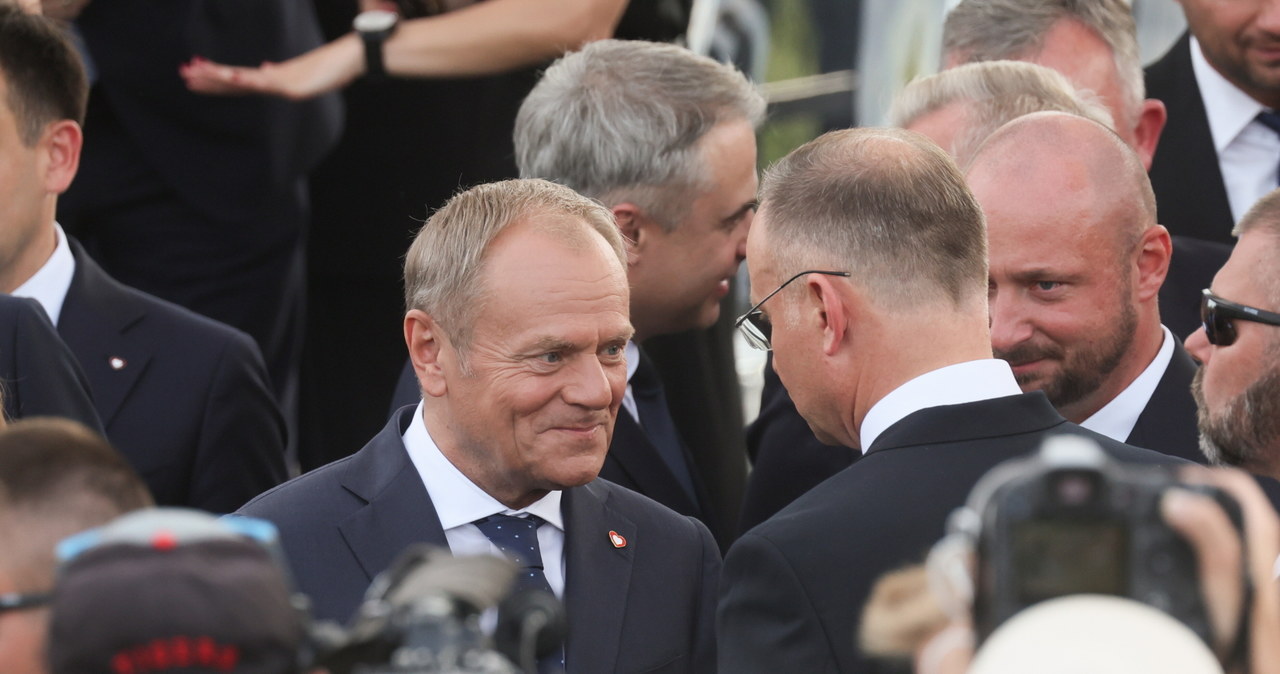 Donald Tusk podzczas obchodów Święta Wojska Polskiego