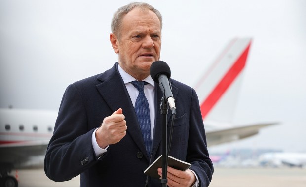 Donald Tusk przed wylotem do Londynu: Polska jest po stronie Ukrainy