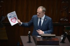 Donald Tusk w expose: Polska będzie silnym ogniwem NATO i sojusznikiem USA