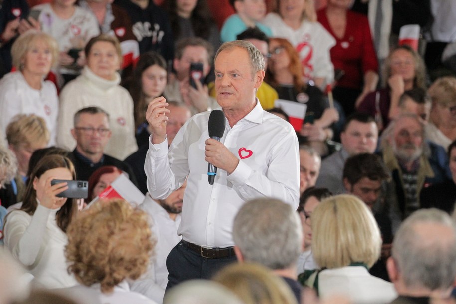 Donald Tusk w Morągu /Tomasz Waszczuk /PAP