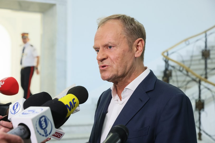 Donald Tusk w Sejmie po decyzji w sprawie powołania komisji ds. rosyjskich wpływów / 	Leszek Szymański    /PAP