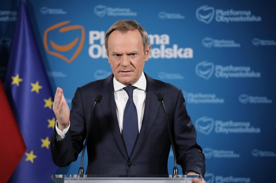 Donald Tusk w trakcie wtorkowej konferencji prasowej /Wojciech Olkuśnik /PAP