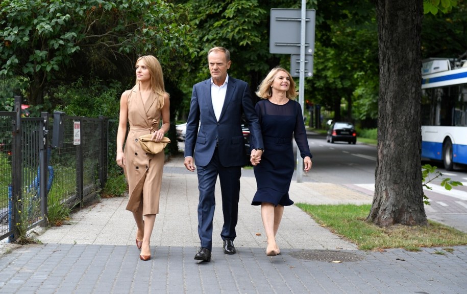 Donald Tusk z córką i żoną /Piotr Hukalo /East News